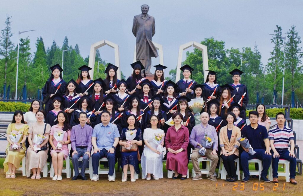 Remise des diplômes de Licence à Xiangtan University en juin 2023